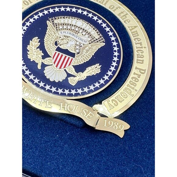 1989 White House Historical Ornament Presidential Seal Bicentennial Edition VTG - Picture 4 of 11